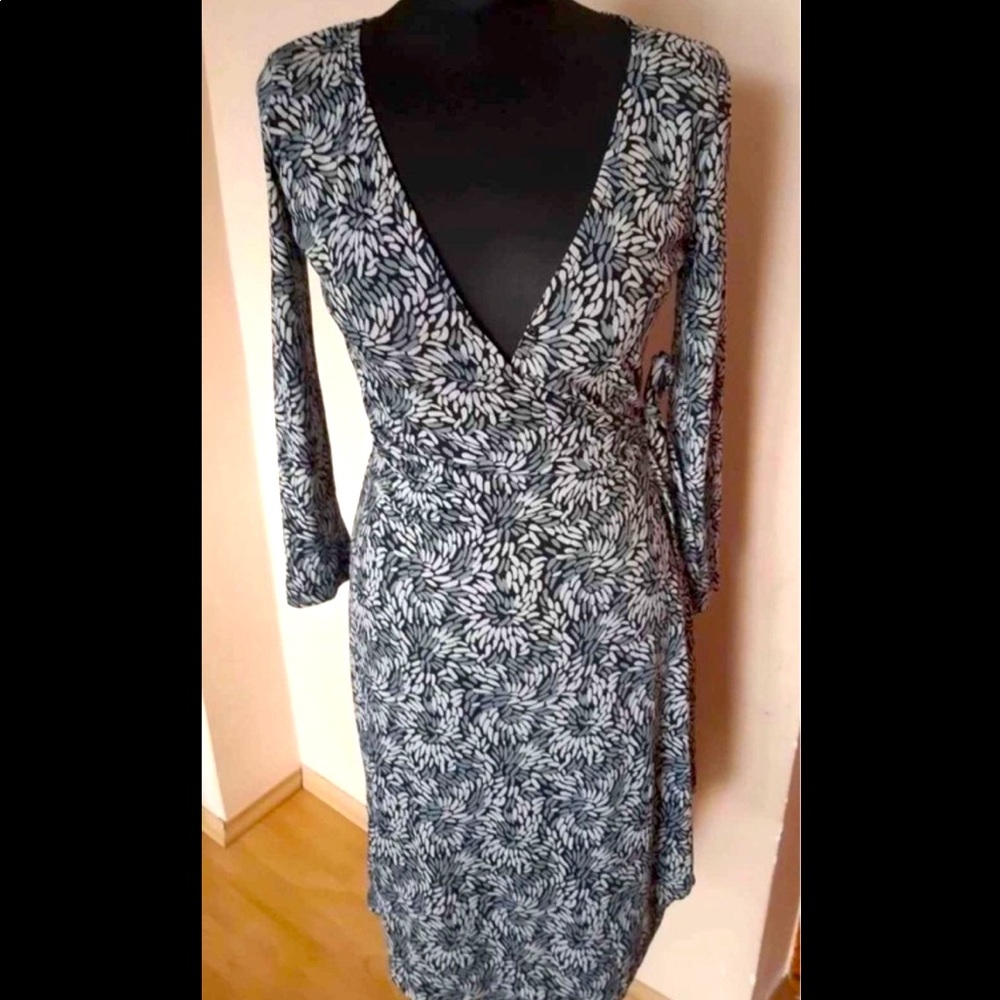 Bcbg Maxazria Blue Gray Patterned Wrap Dress,Size… - image 2
